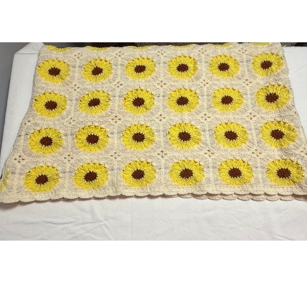Rebellion Again Sunflower Crochet Granny Square Tank Top Cream Yellow Medium - Picture 6 of 9